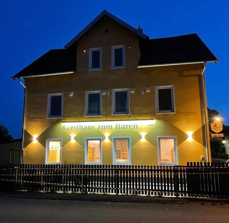 Gasthaus Zum Baeren โดเนาเวิร์ท ภายนอก รูปภาพ